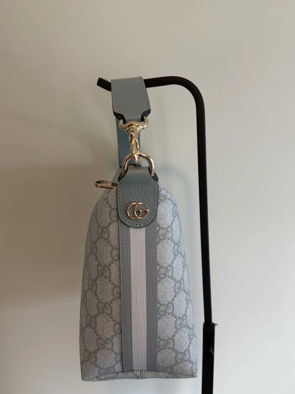 Gucci GG Supreme Monogram Textured Calfskin Web Super Mini Ophidia Shoulder Bag - Picture 2 of 12